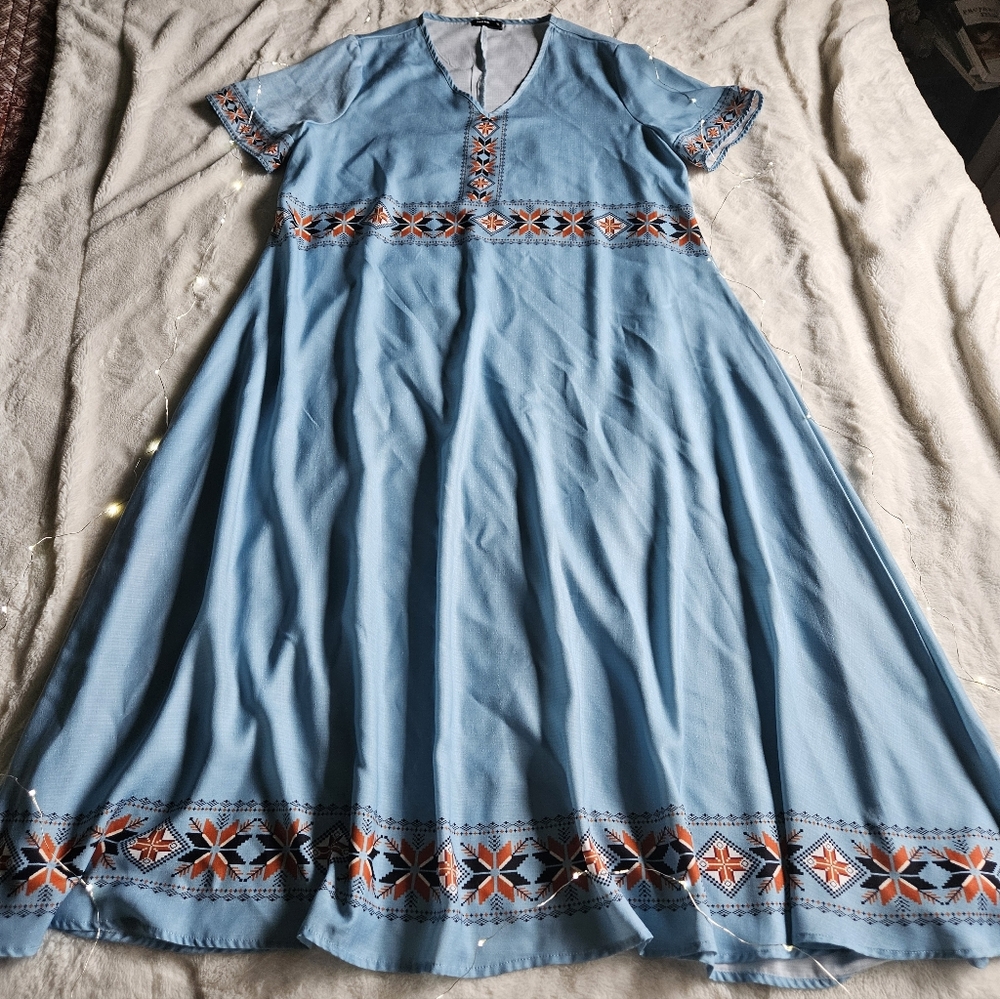 Light Blue Tribal Maxi Dress - Bohemian - Picture 4 of 6